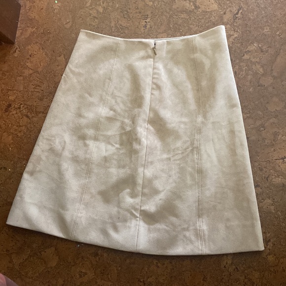 Babaton skirt, soft material - Picture 2 of 3
